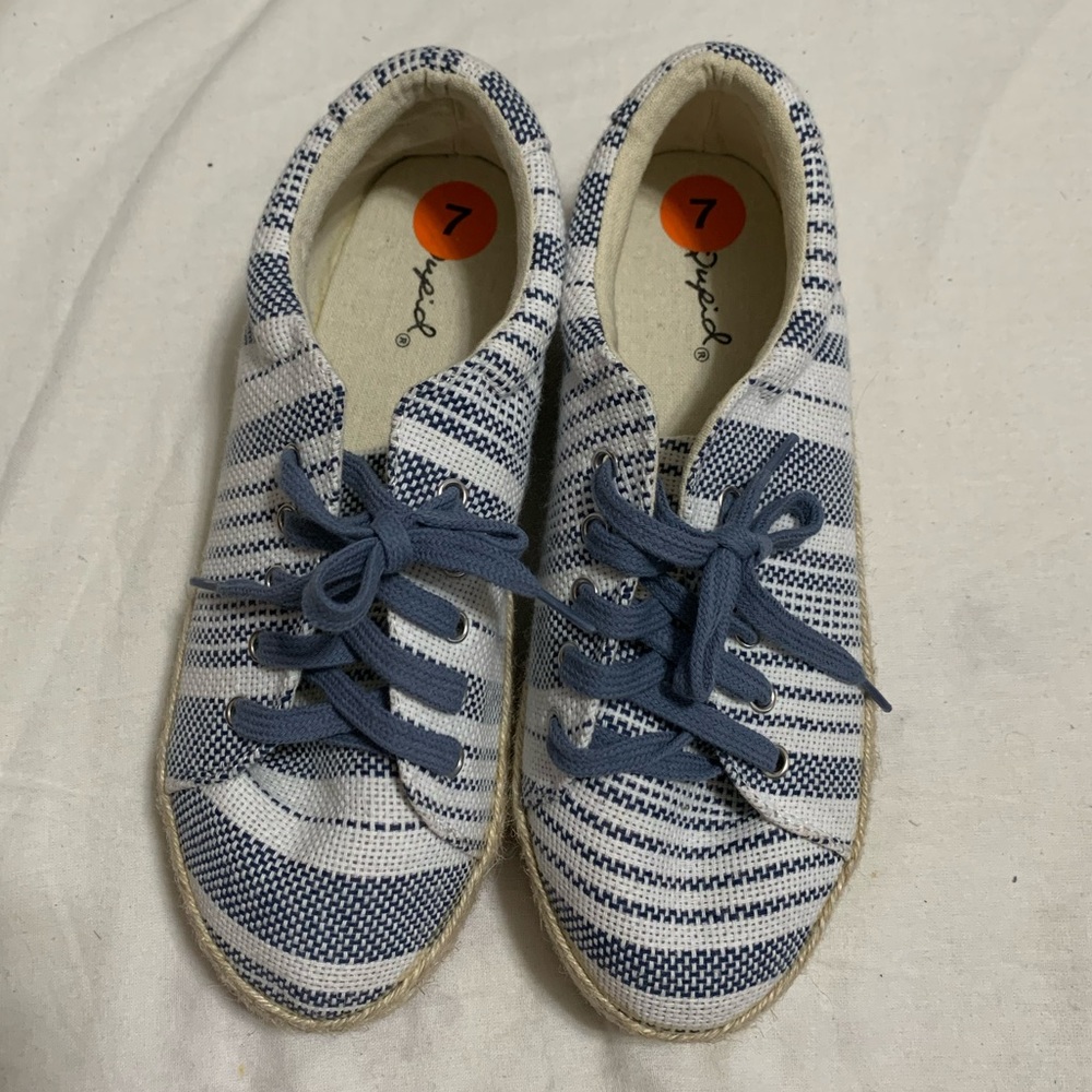 Qupid Brand New Clothes Shoes with Stripe 7M